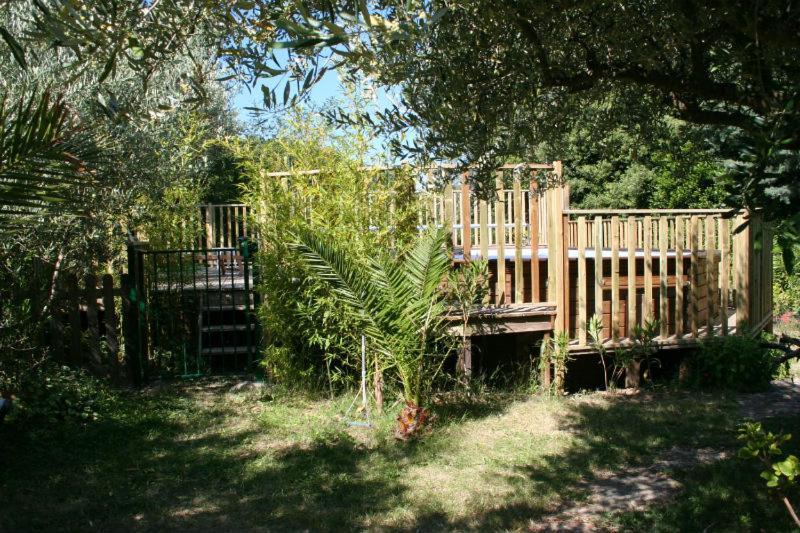 Gite Des Oliviers La Roque-sur-Cèze Exterior foto