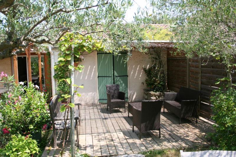Gite Des Oliviers La Roque-sur-Cèze Exterior foto